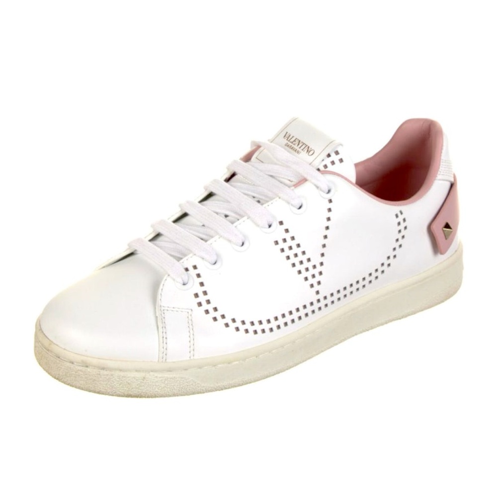 AUTHENTIC VALENTINO Rockstud Accents Leather Sneakers. Size 38.